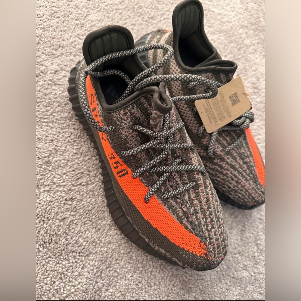 🆕 BNIB AUTHENTIC YEEZY BELUGA 350 V2